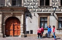 Early Good Morning Krakow Walking Tour with Traditional Breakfast