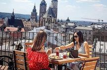 Early Good Morning Krakow Walking Tour with Traditional Breakfast