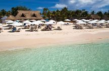 Isla Mujeres luxury catamaran with premium open bar and lunch