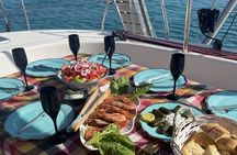 Catamaran cruise in Mykonos with Meal, Drinks & Transport