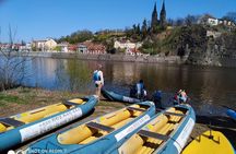 Canoe Prague – Splash into Fun!