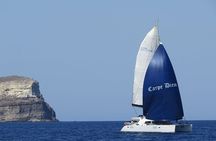 Santorini Oia: Caldera Luxury Sunset Cruise with BBQ & Drinks