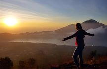 Bali: Mt Batur Sunrise Trekking and Natural Hot Spring