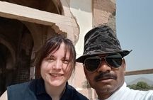 Indore to Mandu and Maheshwar: A Heritage Day Tour