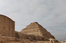 Private inclusive day tour at Giza pyramids, Sakkarra, Memphis and Dahshur.