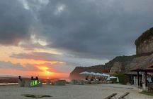 Private Half-Day Uluwatu Beach and Temple Tour