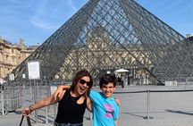 1st Day in Paris Discovery Private Tour: 'How-to' Orientation & Sightseeing Fun!