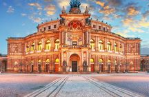 Private digital audio book city rally in Dresden's old town