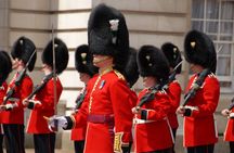 Buckingham Palace Exterior and Royal History Private Tour 