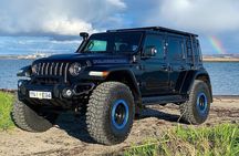 Highlights of Iceland / private guided super Jeep tour 