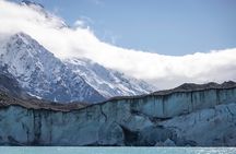 Mount Cook, Lake Tekapo and Tasman Glacier Tour from Christchurch
