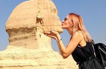 Guided Tour to Giza Pyramids & Sphinx + Mummies Museum + Coptic Cairo + Lunch