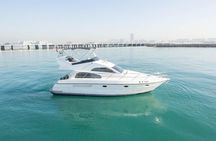 Dubai Marina Yacht Charters: Luxury on the Waves