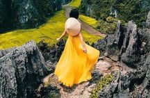 Full-Day Tour Hoa Lu, Tam Coc Boat Trip and Mua Cave
