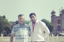All inclusive - One day tour of tajmahal from delhi by car 