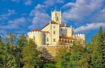 From Zagreb to Castle Trakoscan & Museum of Evolution in Krapina