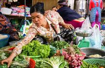 Tuol Sleng Museum and Russian Market Half-day Tour