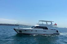 Private 2-Hour Bosphorus Cruise with Yacth