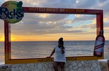 7 Mile Beach and Rick's Cafe Private Tour