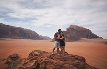 Two-Hour Jeep Safari "Wadi Rum Highlights!" w/ Professional Guide