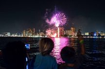 Waikiki Glass Bottom Boat Fireworks Tour