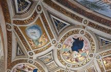 Villa Farnesina and Trastevere District Tour in Rome