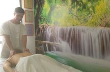 1 Hour Private Chiromassage Session in Seville