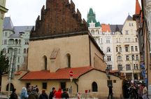 Prague In a Day: Private Full-Day Walking Tour with Prague Castle