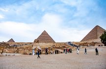 Giza Pyramids, Sphinx, Saqqara, and Memphis Private Day Tour