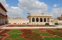 Same Day Taj Mahal Tour by Gatiman Express Train