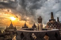 2 days Yogyakarta tour (Borobudur, Prambanan, Jomblang cave, Timang beach)