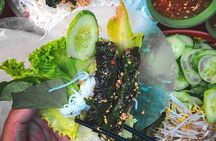 Private Street Food Tour by Motorbike/Car with Local Students