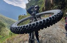 Death Road by Bike -Full Suspension- 