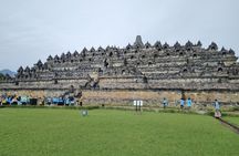 Yogyakarta: Borobudur Top Access (Ticket Assistance) & Selogriyo