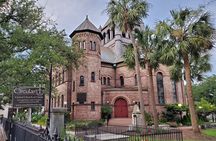 Pirates, Patriots & Prohibition - Private Evening Walking Tour of Charleston