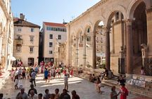 Private History and Trivia Walking Tour by a Local Guide