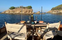 Elba Island - Aperitif on the boat at sunset - private