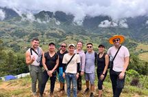 From Hanoi: 2-Day Overnight Sapa Tour by Luxury Van Limousine