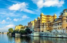 Udaipur Sightseeing Tour with Jagmandir Boat ride and City Palace