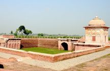 Real Amritsar : Full Day Tour with Wagah Border and Heritage Walk