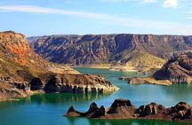 Wine and literature tour in Mendoza: trip to the Borges Labyrinth