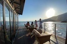 Lunch Cruise on HANAIKADA (Raft-Type Boat) with Scenic View of Miyajima