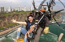 Motorized Paragliding flights on the Costa Verde - Lima