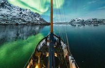 Luxury Northern Lights Yacht Cruise with Hot Tub & Dinner