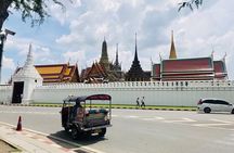 Guided tour in Grand palace & Emerald Buddha by MyProGuide