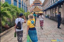 Guided tour in Grand palace & Emerald Buddha by MyProGuide