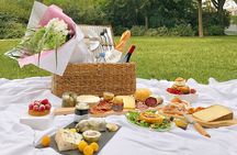 Experience a Decadent French Picnic with Wine Pairing in Paris