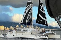 Moana’s Sunset Cocktail Sail Along Oahu's Waikiki Coast