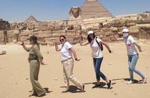 Cairo, Giza Pyramids, Great Sphinx, Egyptian Museum and Bazaar Private Tour