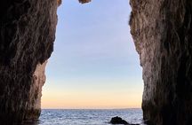Private boat tour 1h Ortigia and caves with tales